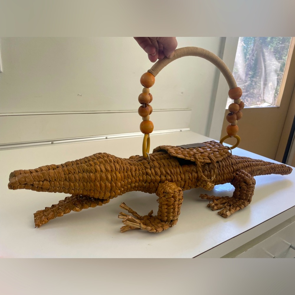 Crocodile alligator basket woven rattan novelty purse